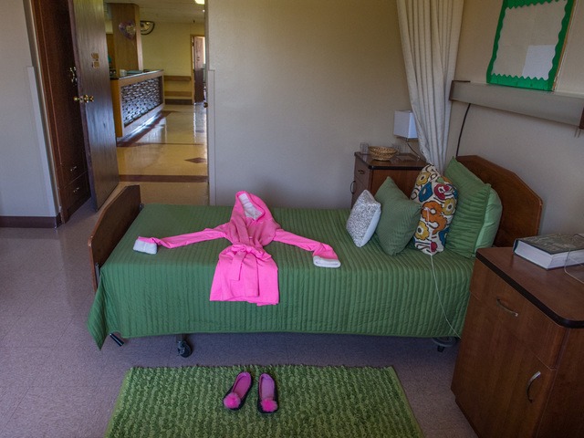 Gallery Image for COMMUNITY CARE NURSING CENTER in CHICAGO, IL