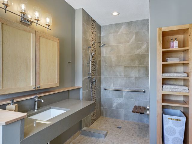 Gallery Image for SYNCARE in PLYMOUTH, MN