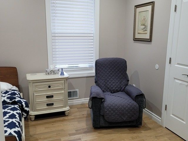 Pleasant Valley Family Care - Assisted Living Home photo 2 in Farmington Hills, MI