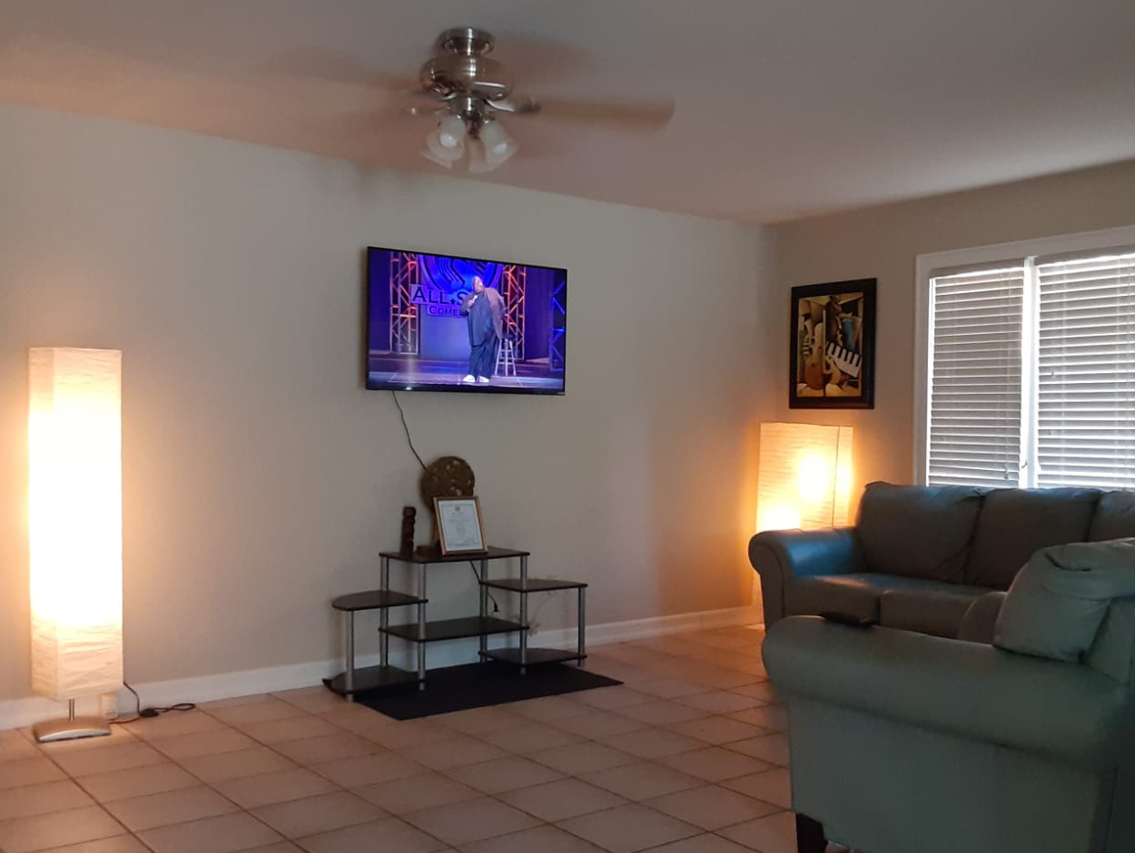 Gallery Image for Mount Hood Serenity Care in Sacramento, CA