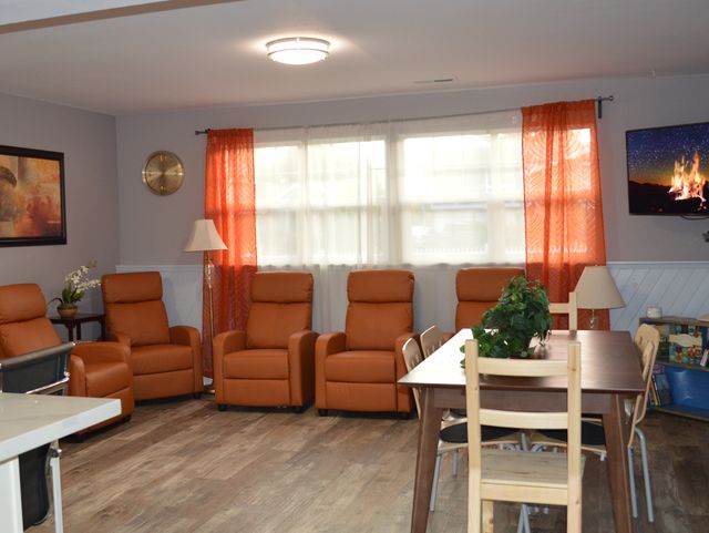 Celestial Living Adult Family Home - Assisted Living Home photo 4 in Kent, WA