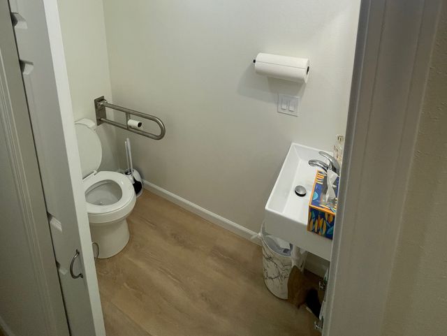 Meradon LLC - Assisted Living Home photo 4 in Everett, WA