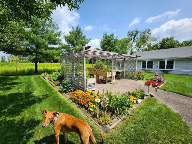 CARVETH VILLAGE OF MIDDLEVILLE