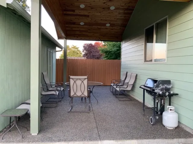 EVERGREEN QUALITY HOME