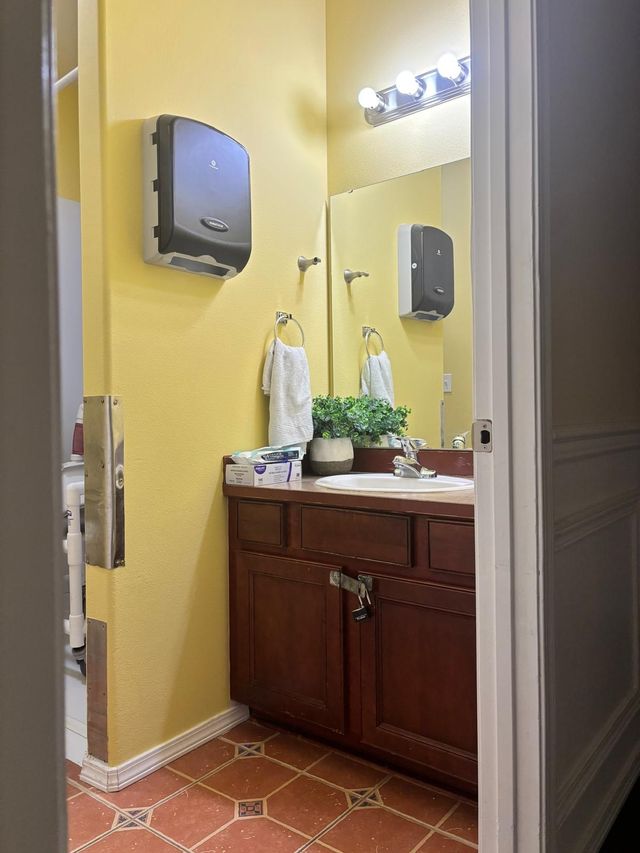 Edmonds Villa High Acuity Adult Family Home
