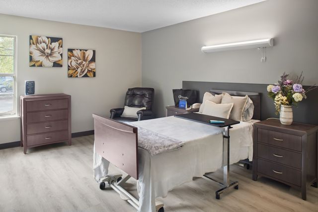 PHOENIX OF FAIRLAWN skilled nursing facility in AKRON, OH
