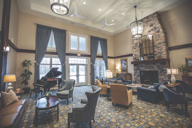 GRAND LIVING AT INDIAN CREEK