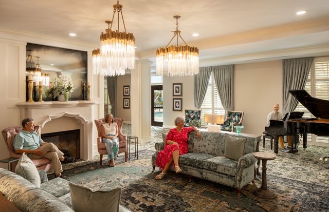 GRAND LIVING AT WELLEN PARK