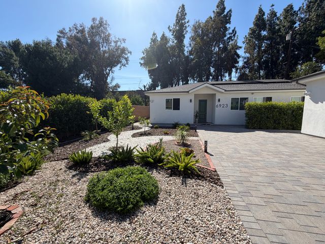  Olive Nest, Assisted Living Home in Van Nuys, CA