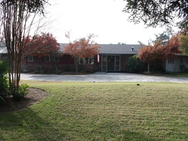 EVERGREEN COURT Image in FRESNO, CA