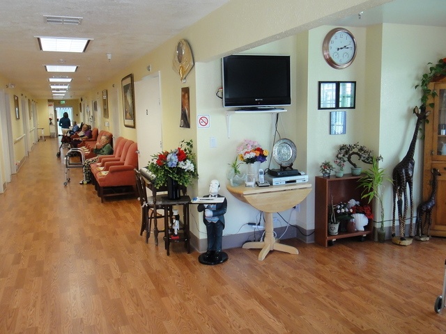 HOUSE OF PSALMS ASSISTED LIVING FOR SENIORS Image in OAKLAND, CA