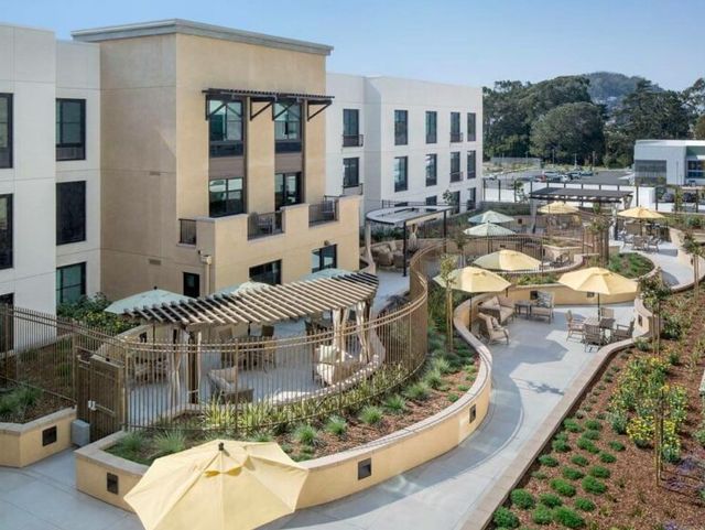 BELMONT VILLAGE ALBANY Image in ALBANY, CA