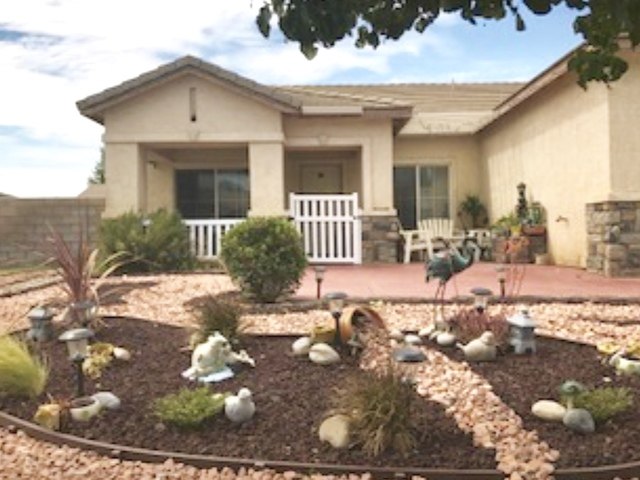 WESTSIDE VILLA Image in LANCASTER, CA