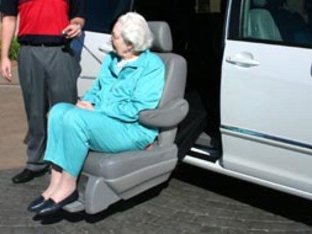 A SHALOM GARDEN III Image in LOS ANGELES, CA