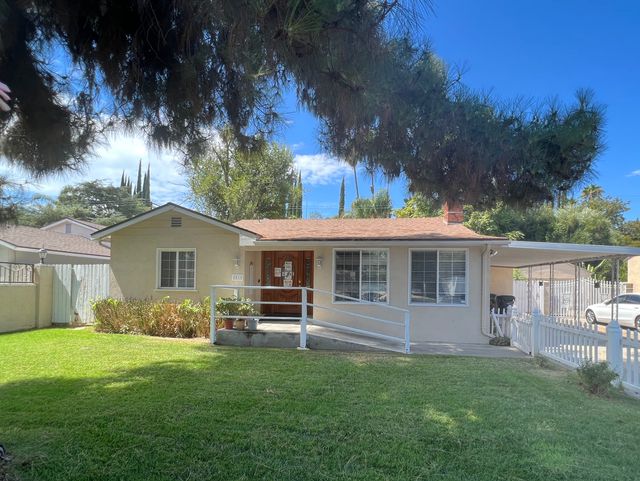 Fallbrook Elderly Care Image in WOODLAND HILLS, CA