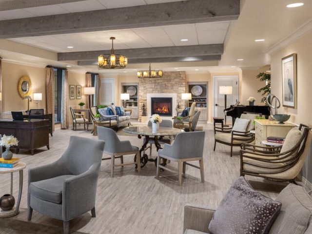 BELMONT VILLAGE CALABASAS Image in CALABASAS, CA