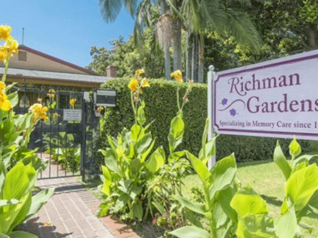 RICHMAN GARDENS Image in FULLERTON, CA