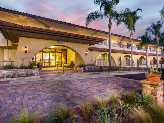 HUNTINGTON TERRACE Image in HUNTINGTON BEACH, CA