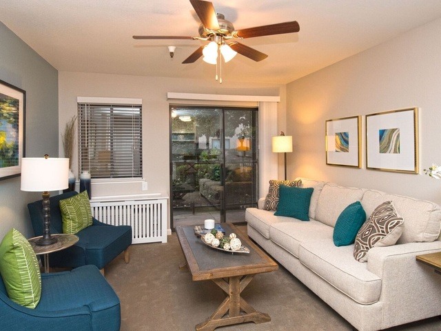 TERRACES OF ROSEVILLE, THE Image in ROSEVILLE, CA