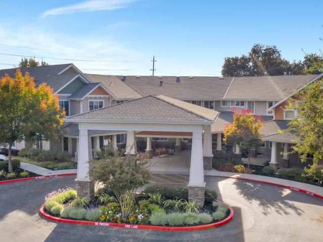 COMMONS AT ELK GROVE, THE Assisted Living Home Image in ELK GROVE, CA
