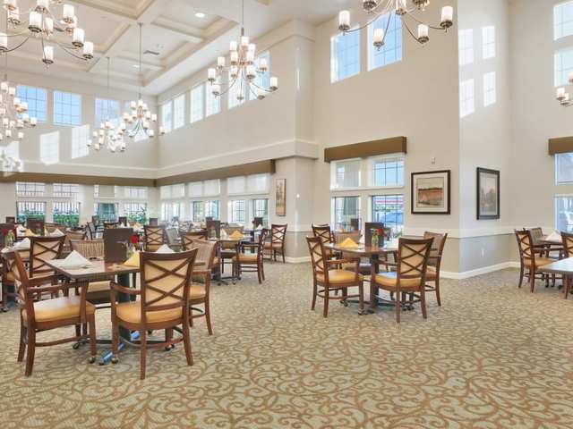 ALMOND HEIGHTS SENIOR LIVING Image in ORANGEVALE, CA