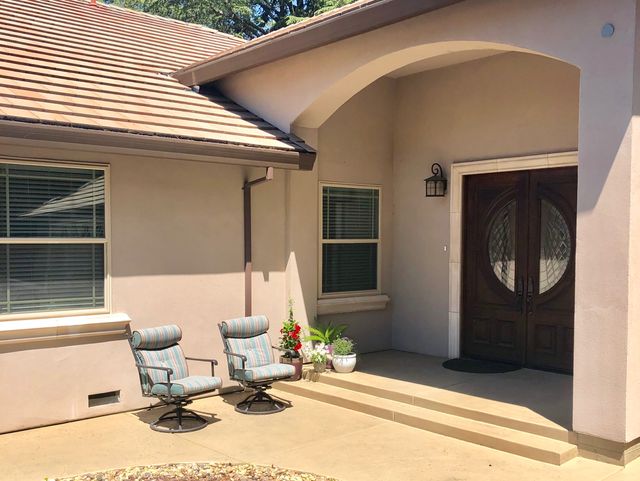 SILVER LINING CARE HOME Image in FAIR OAKS, CA