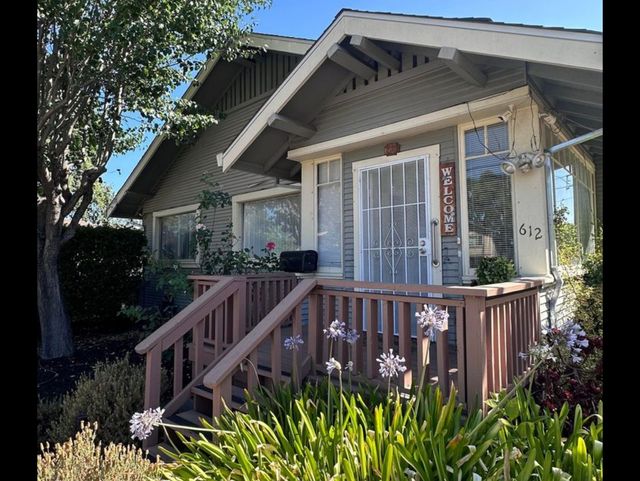 BURBANK MANOR Image in SANTA ROSA, CA