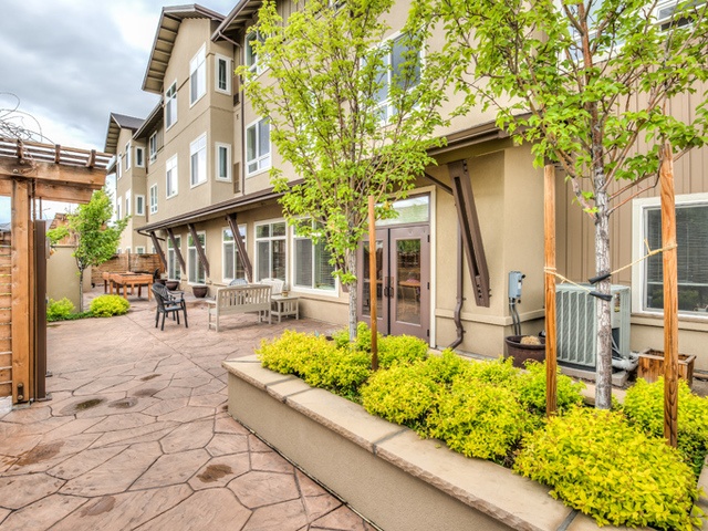 THE LODGE ASSISTED LIVING & MEMORY CARE COMMUNITY Assisted Living Home Image in CARSON CITY, NV