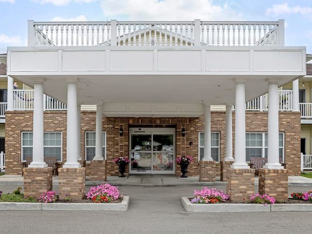 Brookdale Castle Gardens Image in Vestal, NY