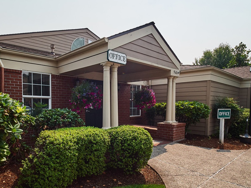 Faye Wright Senior Living, Assisted Living Home in Salem, OR