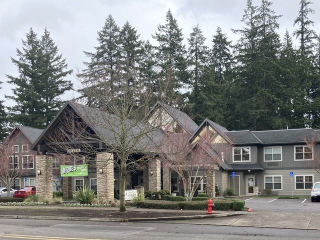 Oswego Place Assisted Living Community Image in Lake Oswego, OR