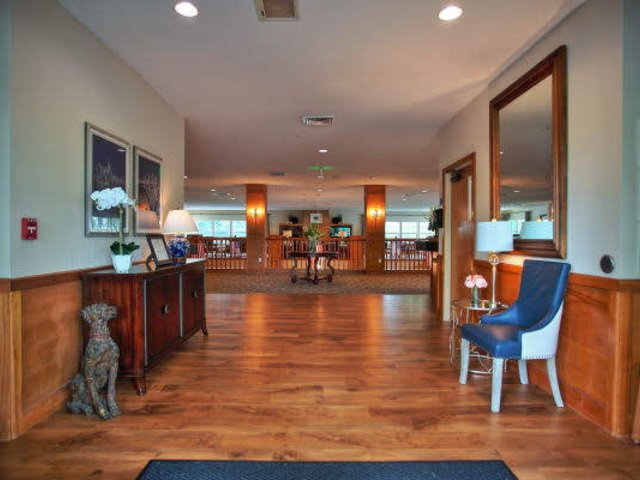 Tanner Spring Assisted Living Image in West Linn, OR