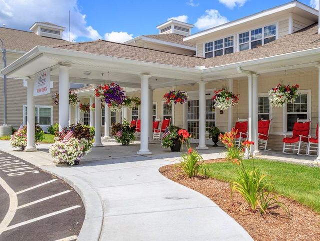 ALL AMERICAN ASSISTED LIVING AT WARWICK Image in WARWICK, RI