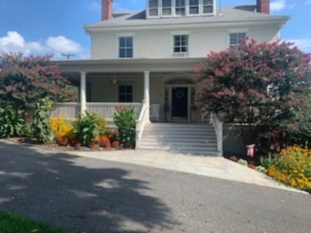Reflections A Senior Living Community Image in LEESBURG, VA