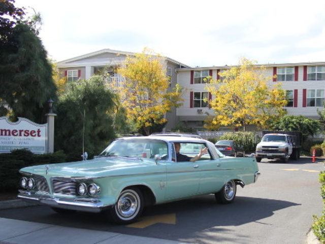 SOMERSET RETIREMENT APARTMENTS Image in LONGVIEW, WA