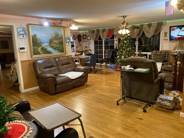 SWEET CARE HOME Image in RENTON, WA