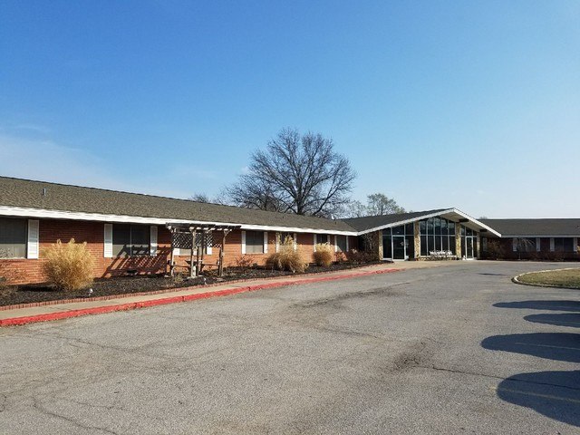 EDWARDSVILLE CARE AND REHAB Image in EDWARDSVILLE, KS