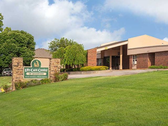 LIFE CARE CENTER OF GRANDVIEW skilled nursing facility in GRANDVIEW, MO
