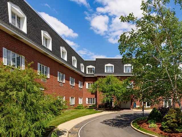 CHERRY HILL MANOR Assisted Living Home Image in JOHNSTON, RI