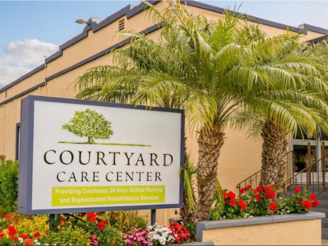 COURTYARD CARE CENTER Image in SIGNAL HILL, CA