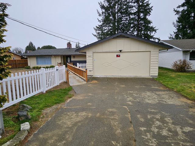 Ageless Adult Family Home Image in Marysville, WA