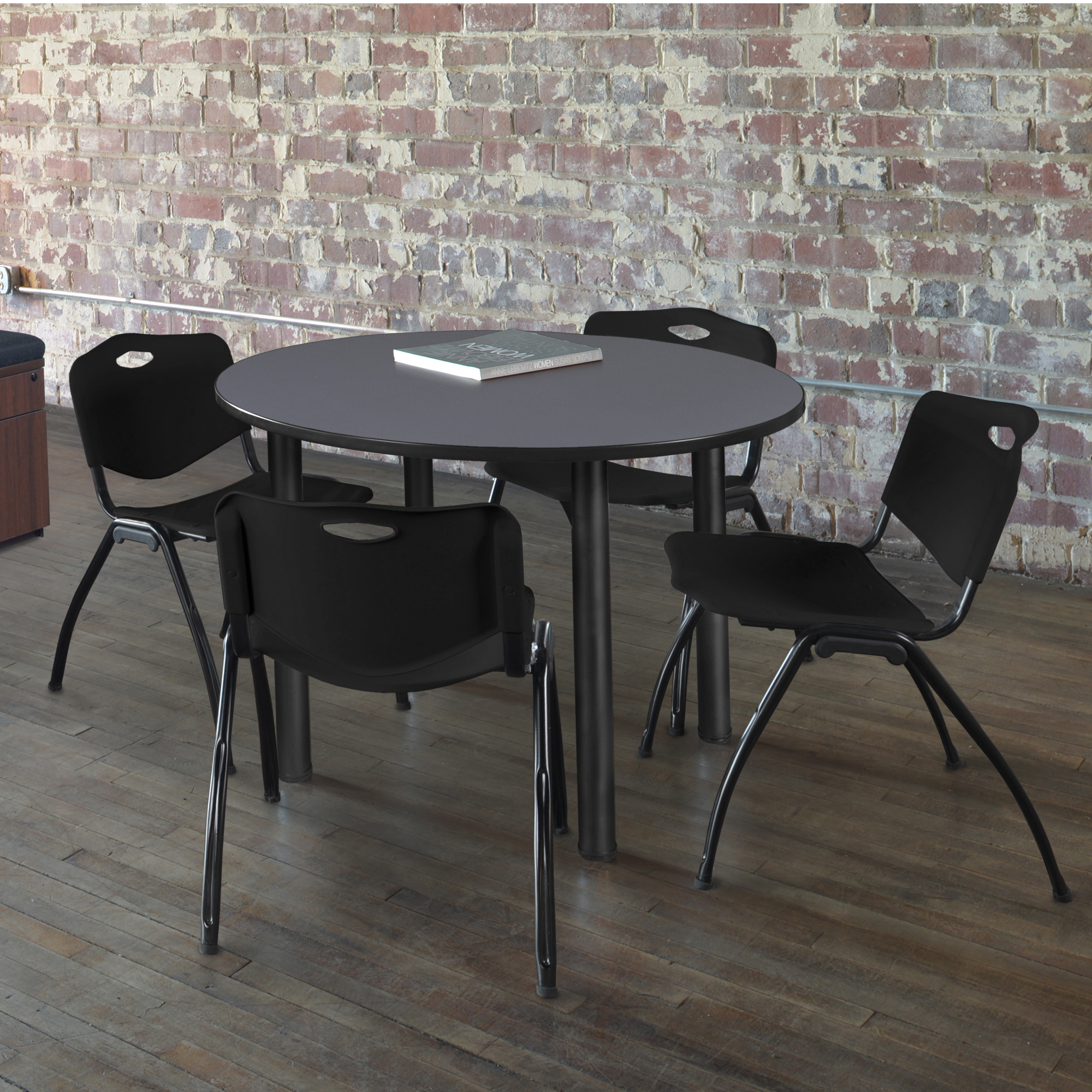 Regency Kee 36 in Round Breakroom Table Top Black Legs 4 M Stack Chairs - Picture 52 of 110