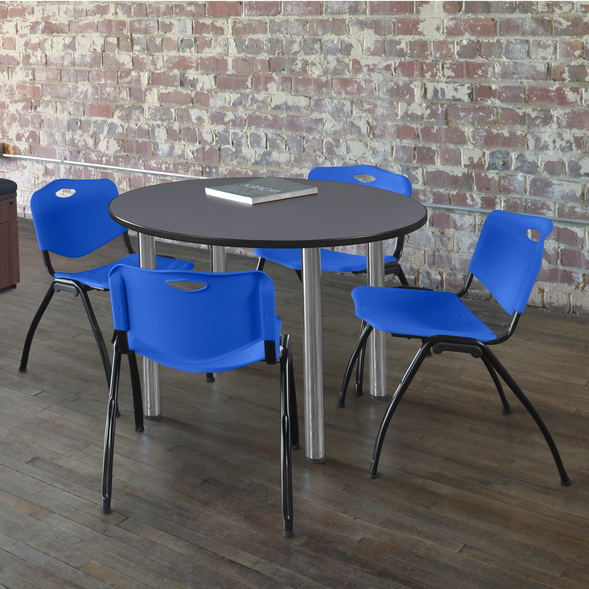 Regency Kee 36 in Round Breakroom Table Top Black Legs 4 M Stack Chairs - Picture 74 of 110