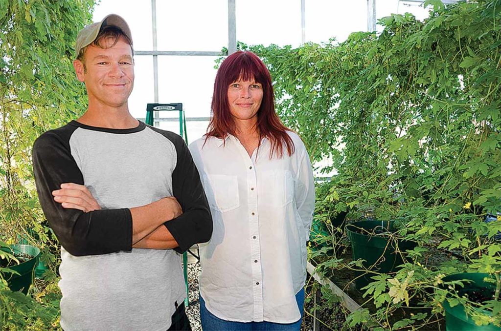 L’académie a amélioré les efforts agricoles de Charley Jordan et Stephanie Haseltine.