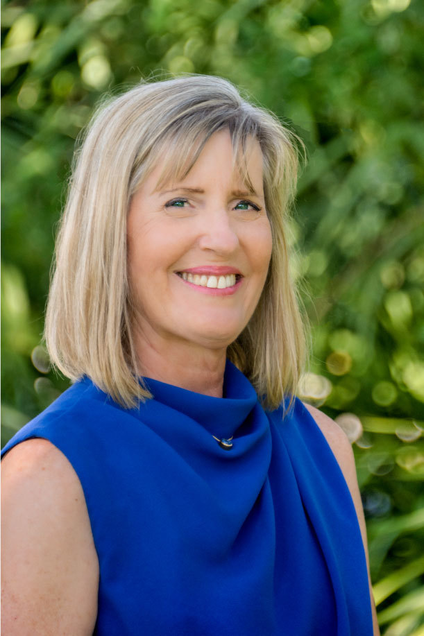 Julie mcgue headshot
