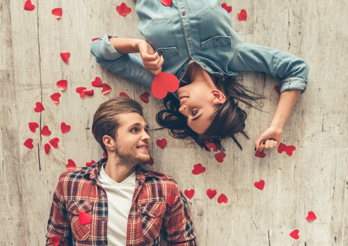Love vs Infatuation: How To Tell The Difference