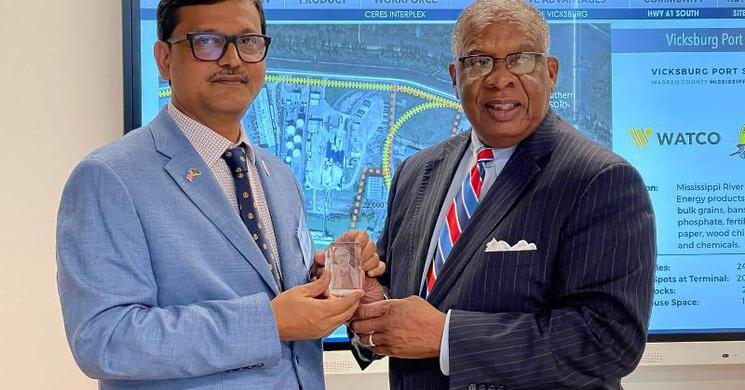 বাংলাদেশের অগ্রগতির ভূয়সী প্রশংসায় আমেরিকান মেয়র
