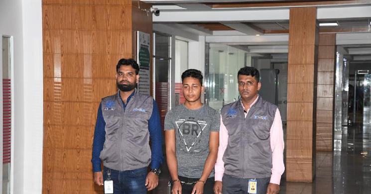 মামার বুকে ধারালো অস্ত্রের আঘাতে হত্যা করলো ভাগিনা