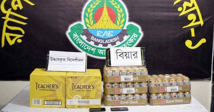 গুলশান-বনানী থেকে বিয়ার-মদসহ আটক ৩