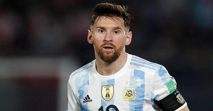 মেসিকে ছাড়াই আর্জেন্টিনার দল ঘোষণা